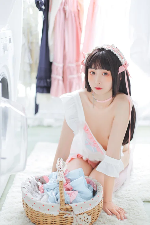 [Coser] Chinese 金鱼kinngyo - 家政妇金 preview 9