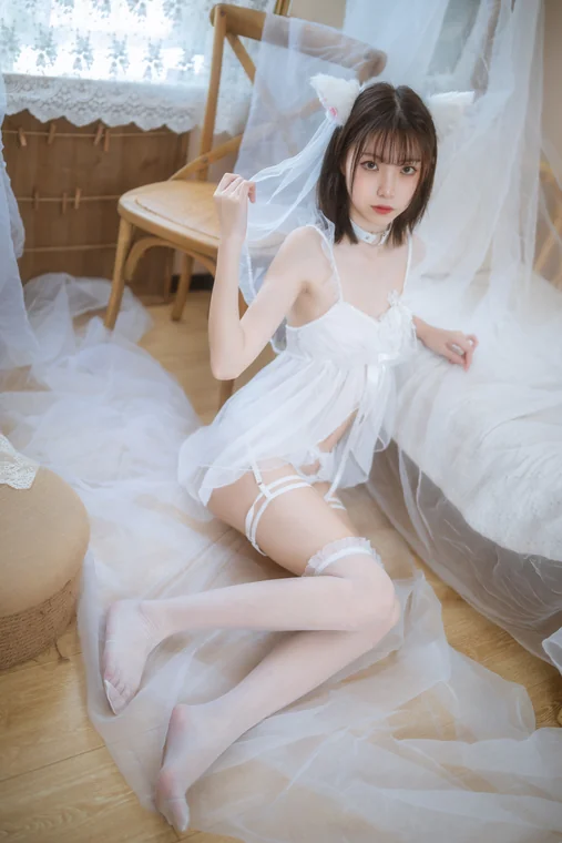 [Coser] Chinese 许岚LAN - 猫娘白裙 preview 12