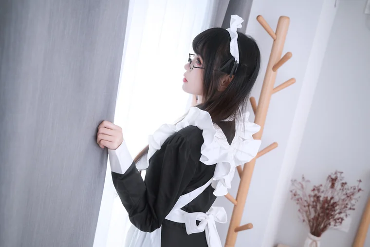 [Coser] Chinese miko酱 - 女仆 preview 15