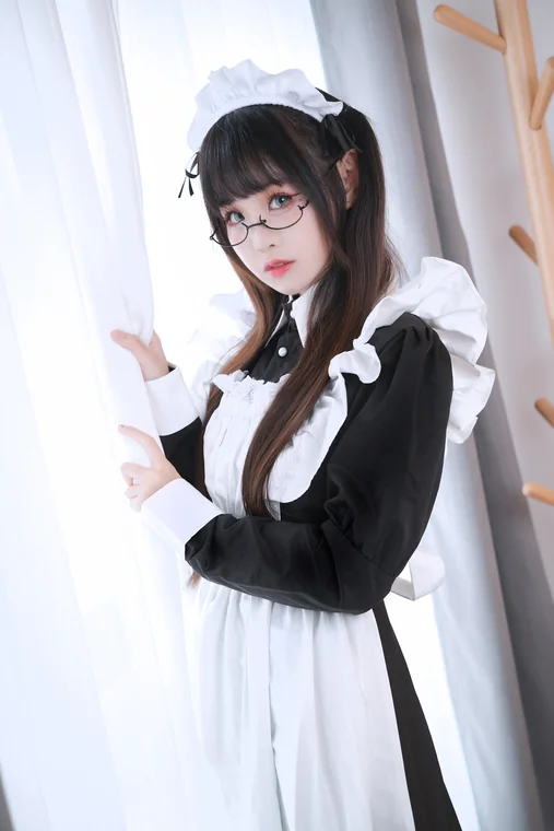 [Coser] Chinese miko酱 - 女仆 preview 16