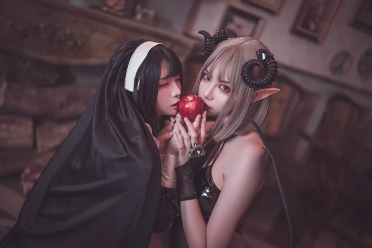 [Coser] Chinese 落落Raku - 林檎 preview 5