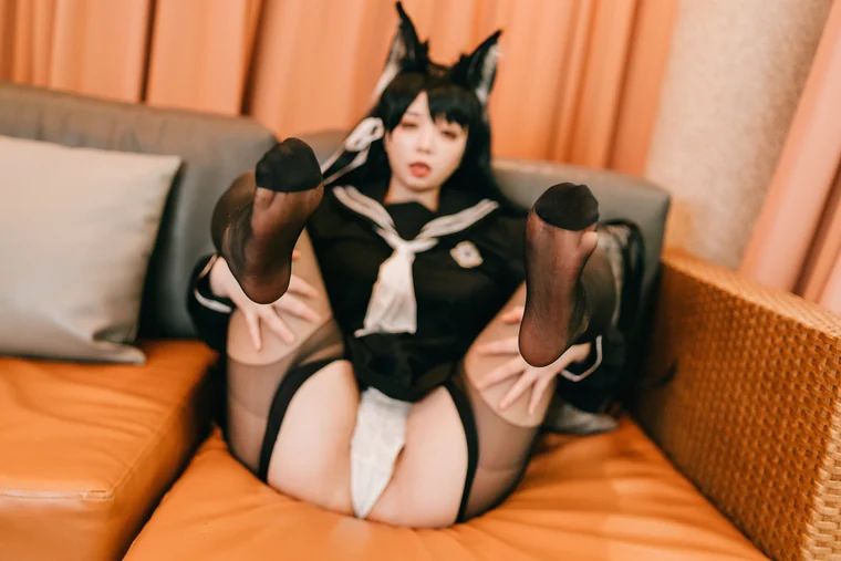 [Coser] Chinese 落落Raku - Love, Atago preview 15