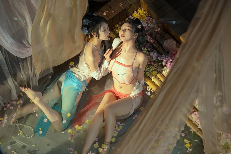 [Coser] Chinese 云溪溪 x 奶桃 - 水池 preview 23
