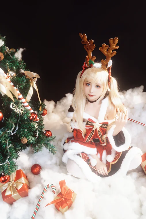 [Coser] Chinese 爆机少女喵小吉 x 金鱼kinngyo - 圣诞特辑 preview 11