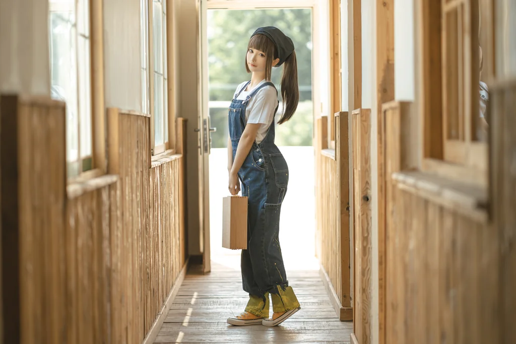 [Coser] 蠢沫沫 (chunmomo) - 小画家 (Small Painter) preview 15