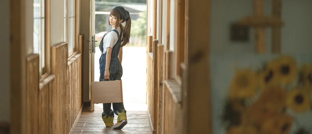 [Coser] 蠢沫沫 (chunmomo) - 小画家 (Small Painter) preview 21