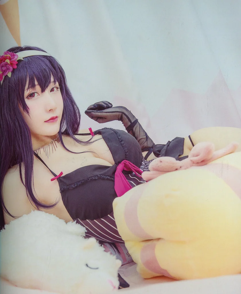 [Coser] 在下萝莉控ii 魔王学姐 preview 47