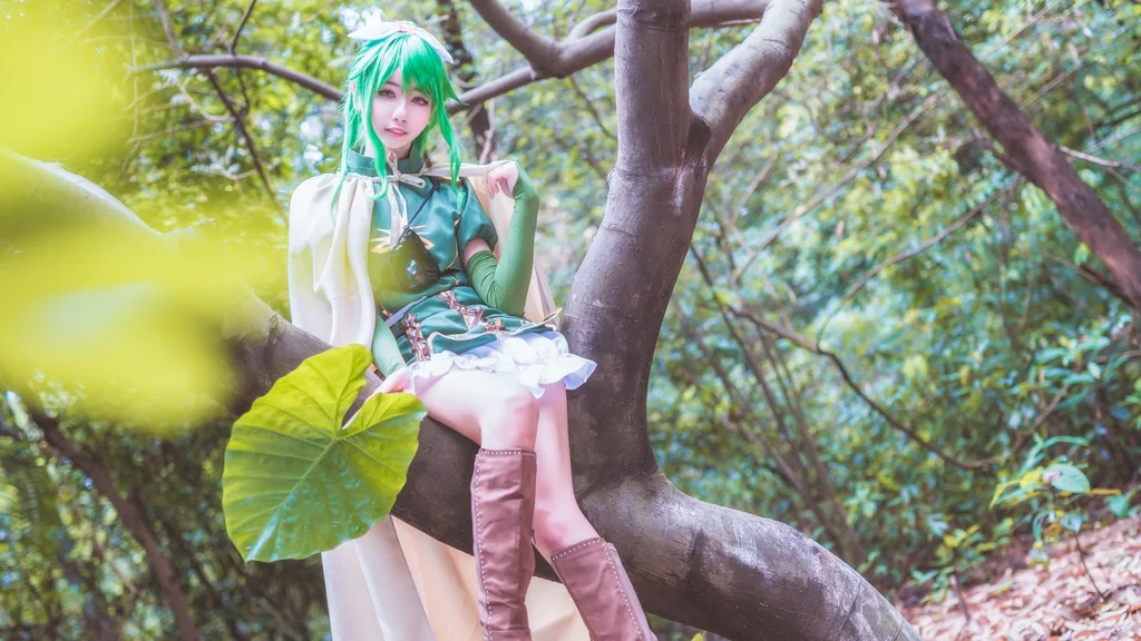 [Coser] Momoko葵葵 法露忒 preview 6