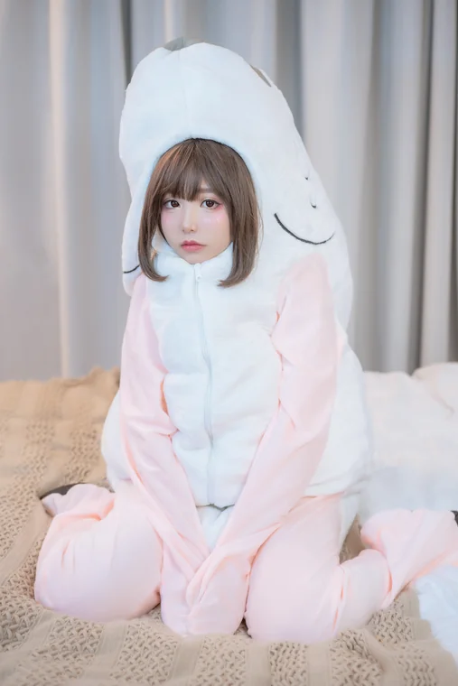 [Coser] 喵小吉 (Nekokoyoshi) - Naked fish suit preview 5