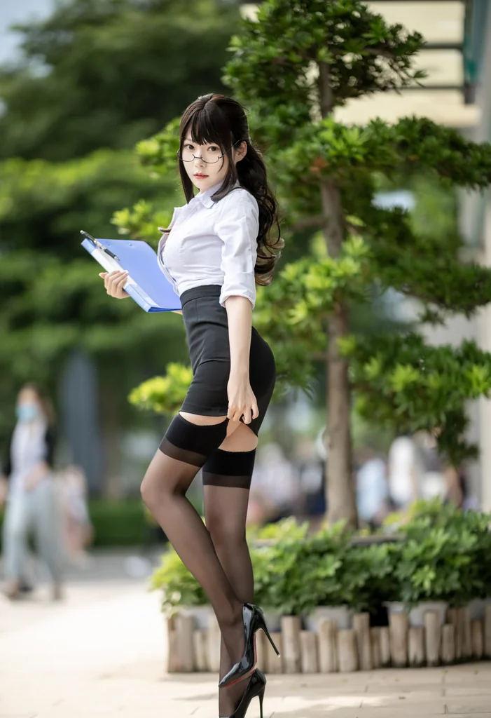 [Coser] 香草喵露露 No.038 丝袜西装 preview 13