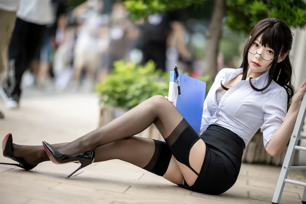 [Coser] 香草喵露露 No.038 丝袜西装 preview 16