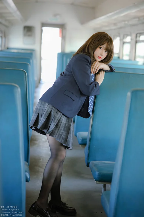 [Coser] Nyako喵子 - 火车JK制服 preview 5