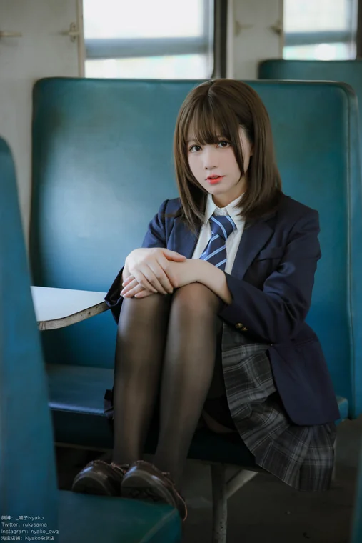 [Coser] Nyako喵子 - 火车JK制服 preview 10