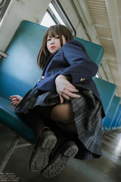[Coser] Nyako喵子 - 火车JK制服 preview 13