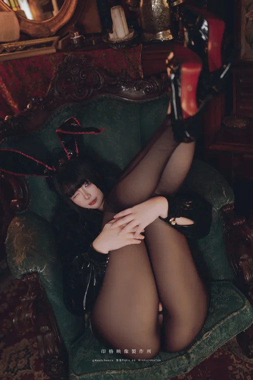 [Coser] 落落Raku - 黑丝逆兔女郎 preview 11