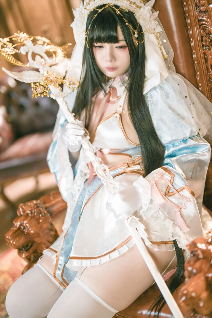 [Coser] 落落Raku - Lily White preview 2