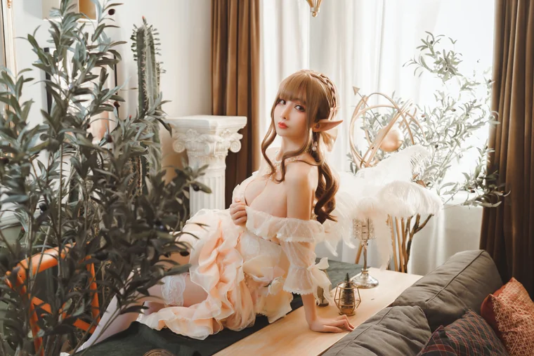 [Coser] rioko凉凉子 Vol.043 精灵姐姐 preview 24