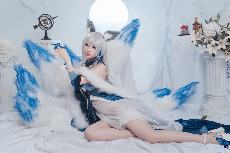 [Coser] rioko凉凉子 Vol.052 信浓礼服 preview 8
