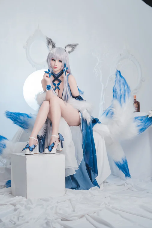 [Coser] rioko凉凉子 Vol.052 信浓礼服 preview 23