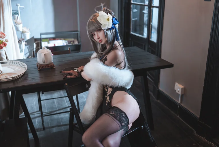[Coser] rioko凉凉子 Vol.066 瑰丽的执勤人 preview 21