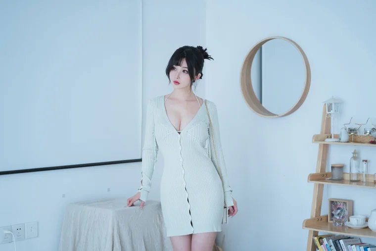 [Coser] rioko凉凉子 Vol.077 人妻毛衣 preview 1