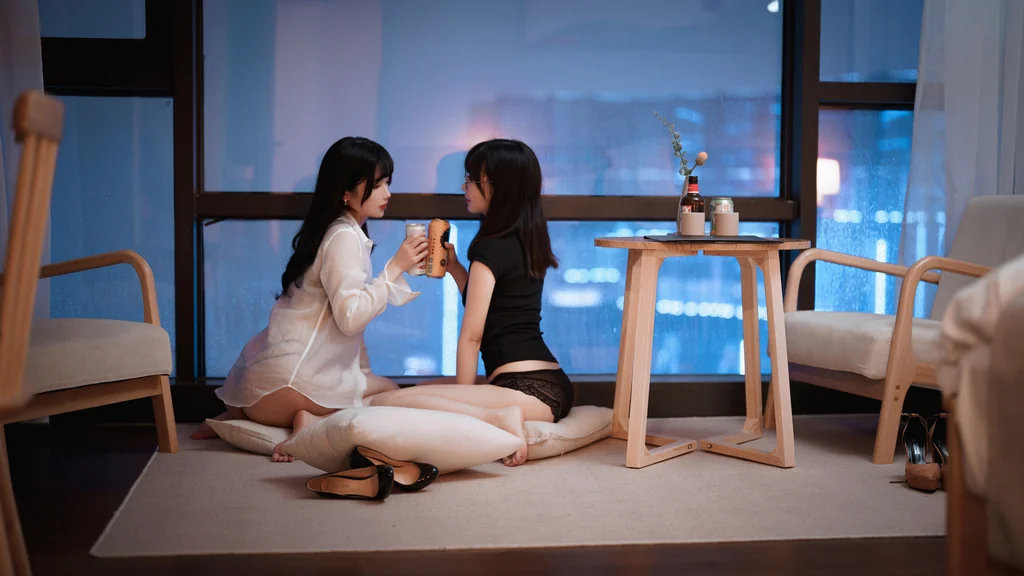 [Coser] rioko凉凉子 Vol.093 黑丝ol制服双人 preview 8