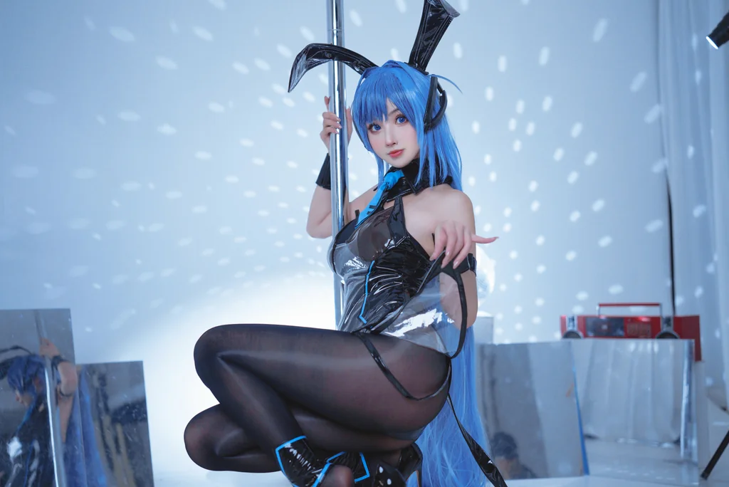 [Coser] rioko凉凉子 Vol.095 花园兔女郎 preview 5