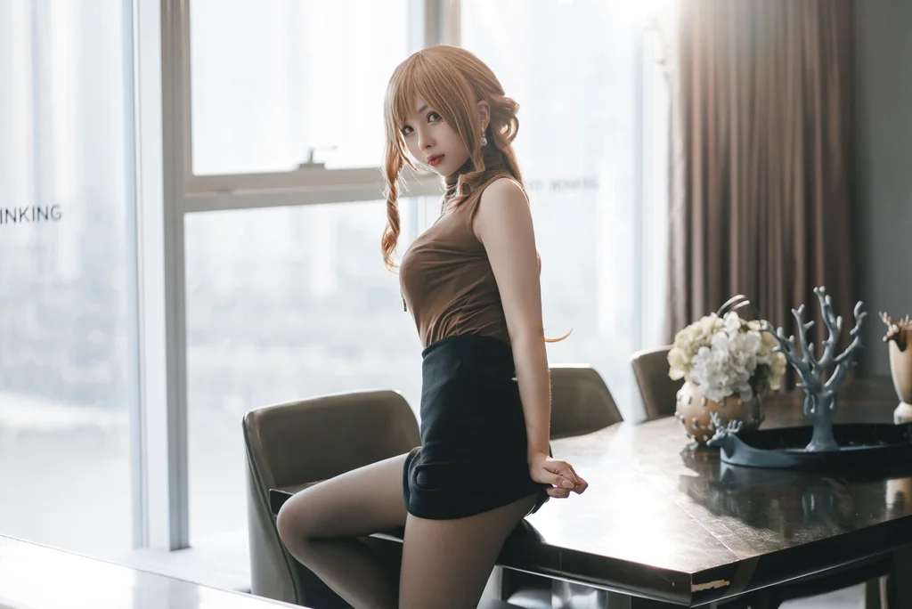 [Coser] rioko凉凉子 Vol.099 人妻的一天 公司篇 preview 4