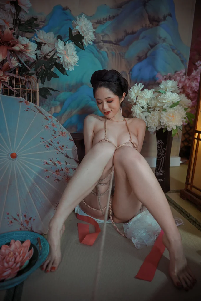 [Coser] 钛合金TiTi - 霜花店 preview 19