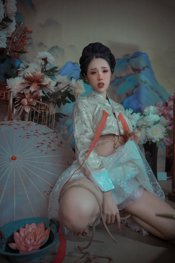 [Coser] 钛合金TiTi - 霜花店 preview 23