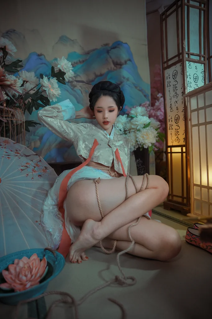 [Coser] 钛合金TiTi - 霜花店 preview 24