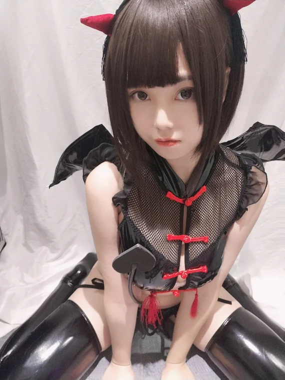 [Coser - 蜜汁猫裘] Vol.023 - Mi zhi mao qiu preview 13