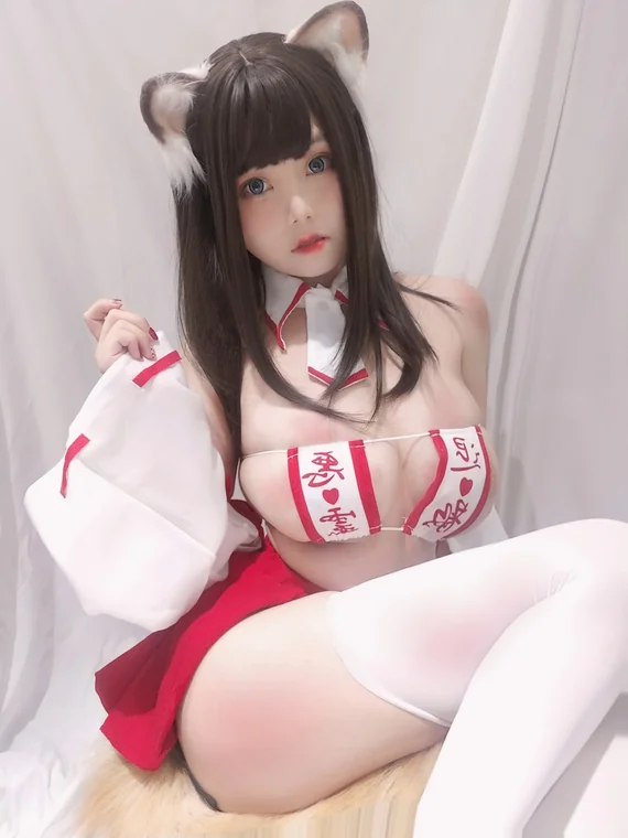 [Coser] 蜜汁猫裘 Vol.033 preview 22