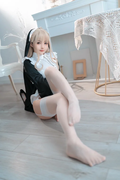[Coser] 桜井宁宁 Vol.037 修女 preview 17