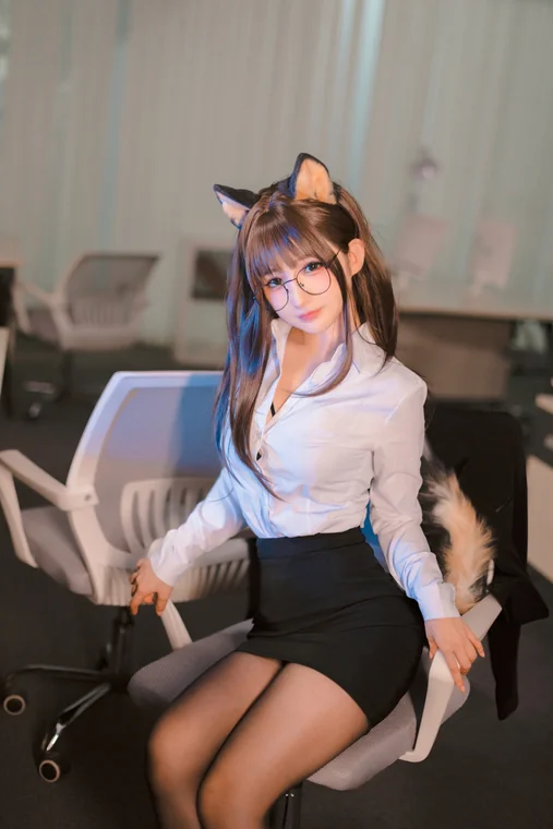 [Coser] 桜井宁宁 Vol.039 柴犬秘书 preview 3