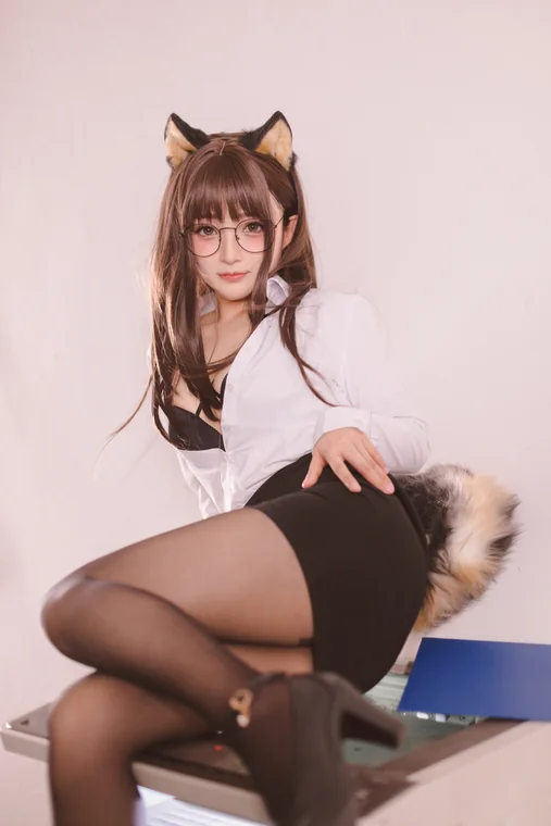 [Coser] 桜井宁宁 Vol.039 柴犬秘书 preview 16