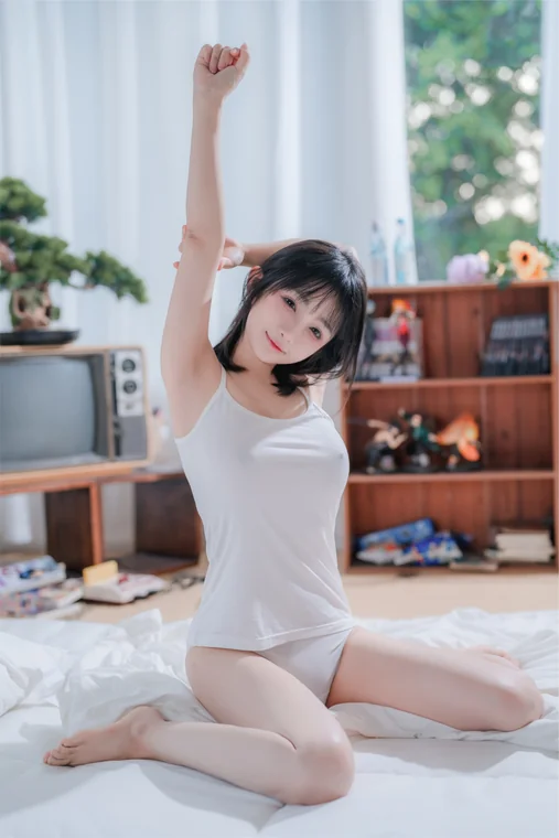 [Coser] 桜井宁宁 Vol.047 吊带女孩 preview 5
