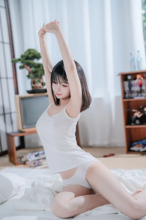 [Coser] 桜井宁宁 Vol.047 吊带女孩 preview 13