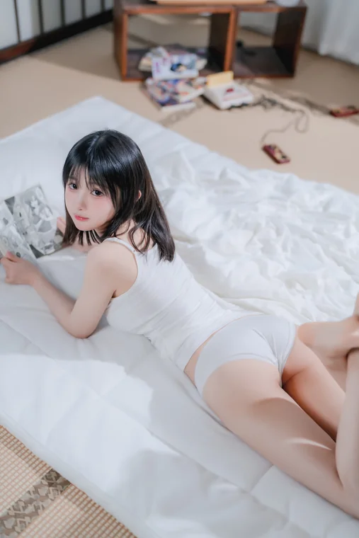 [Coser] 桜井宁宁 Vol.047 吊带女孩 preview 22