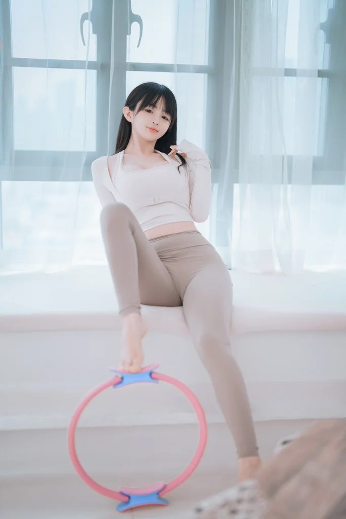 [Coser] 桜井宁宁 Vol.051 瑜伽妹妹 preview 18