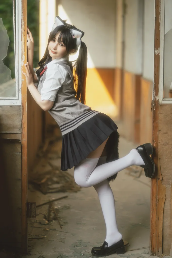 [Coser] 桜井宁宁 Vol.053 - 废墟jk preview 7