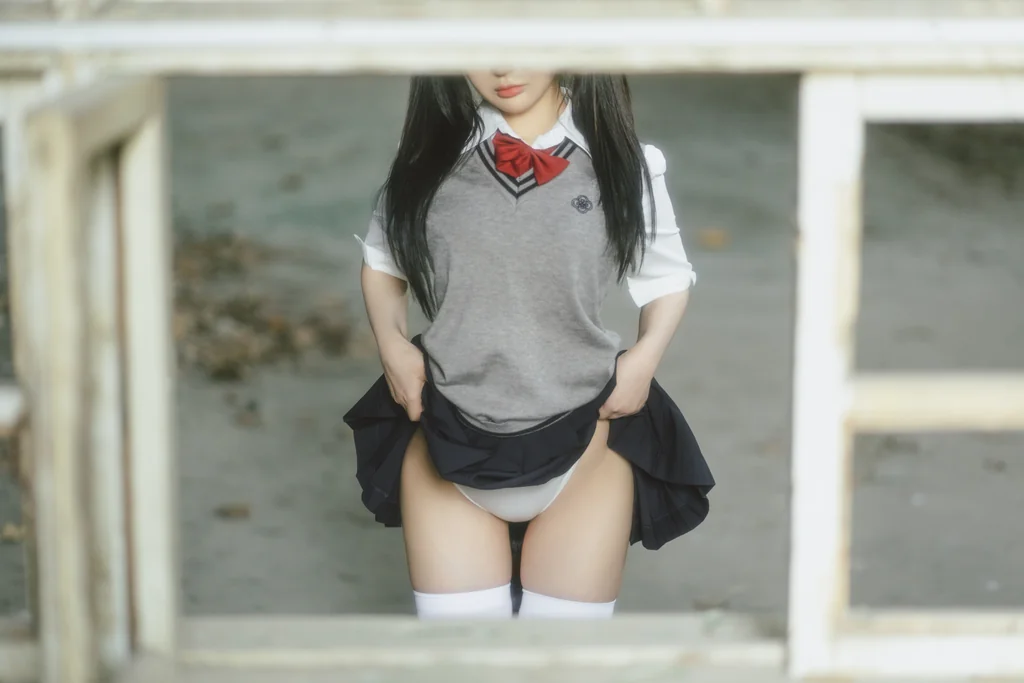 [Coser] 桜井宁宁 Vol.053 - 废墟jk preview 15