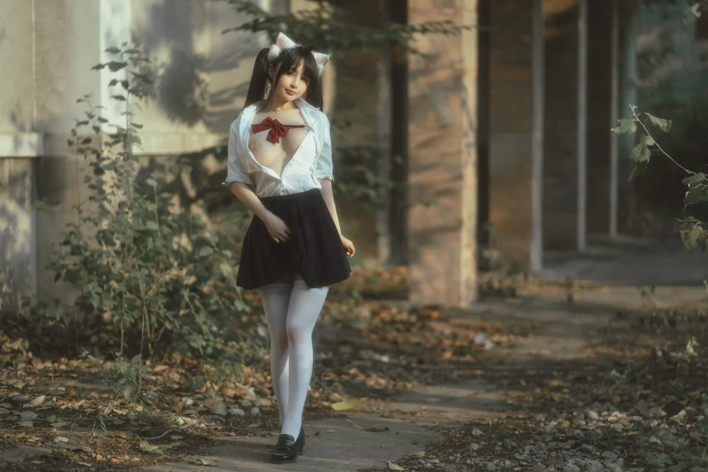 [Coser] 桜井宁宁 Vol.053 - 废墟jk preview 18