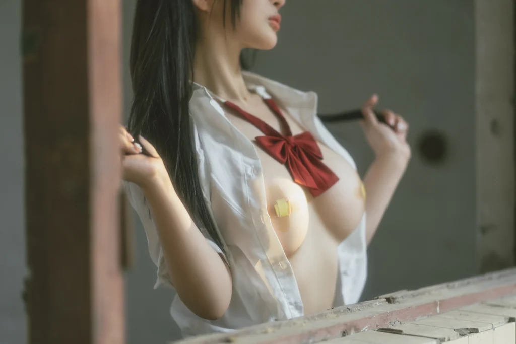 [Coser] 桜井宁宁 Vol.053 - 废墟jk preview 24