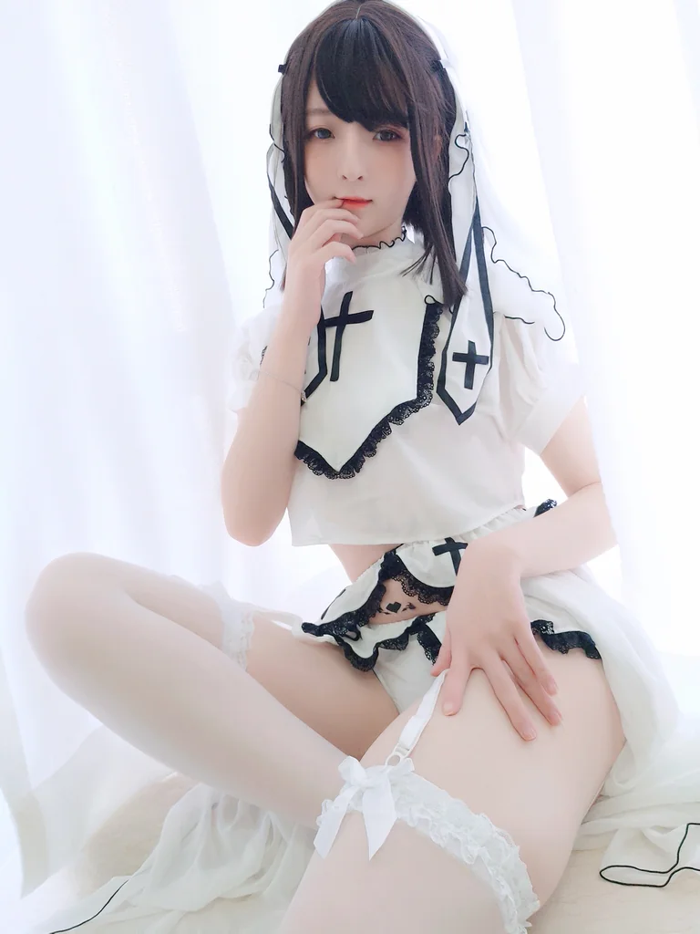 [Coser] u4e00u5c0fu592eu6cfd (yixiaoyangze) u767du4feeu5973 preview 19