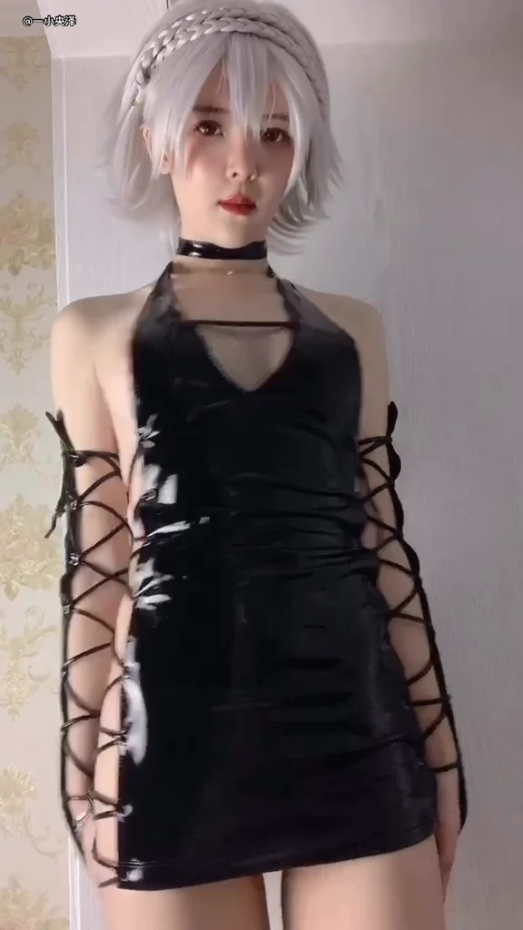 [Coser] u4e00u5c0fu592eu6cfd (yixiaoyangze) u9b3cu6b66 video 70