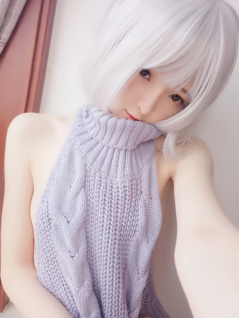 [Coser] 一小央泽 (yixiaoyangze) 高领毛衣 preview 17