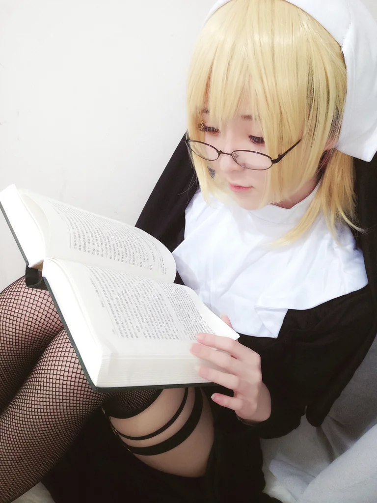 [Coser] 一小央泽 (yixiaoyangze) 黑修女 preview 18