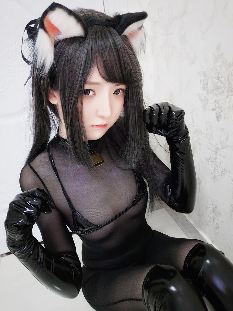 [Coser] 一小央泽 (yixiaoyangze) 黑猫巧克力派 preview 18