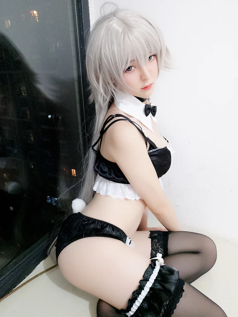 [Coser] 一小央泽 (yixiaoyangze) 黑兔 preview 5